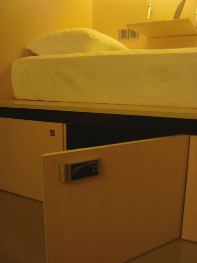Bali Caps Hostel Кута Екстер'єр фото